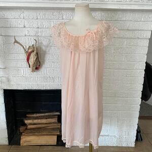 Vintage 80s coquette delicate pink slip dress